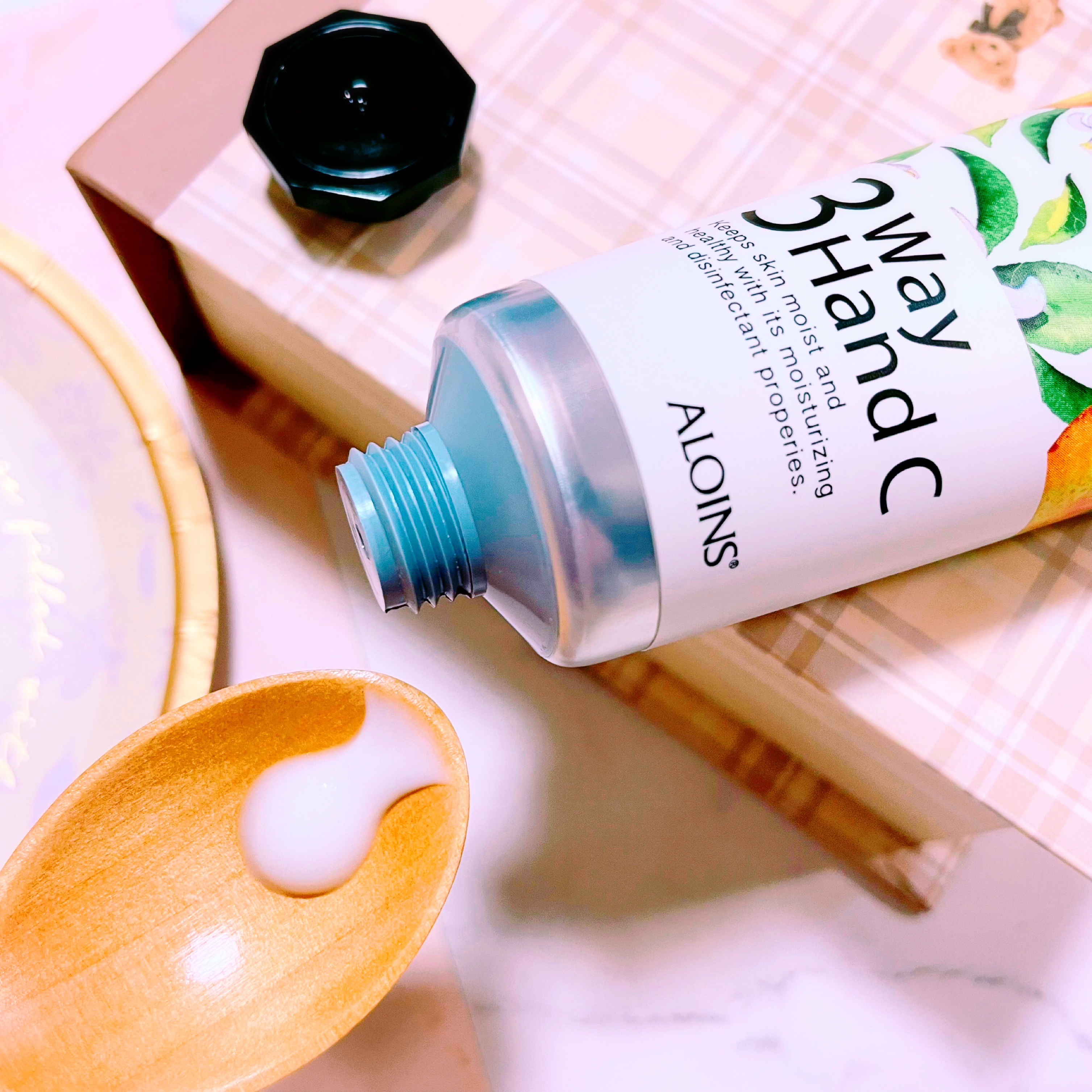 ハンドクリーム/3ウェイ/ハンドクリームを使ったクチコミ（2枚目）