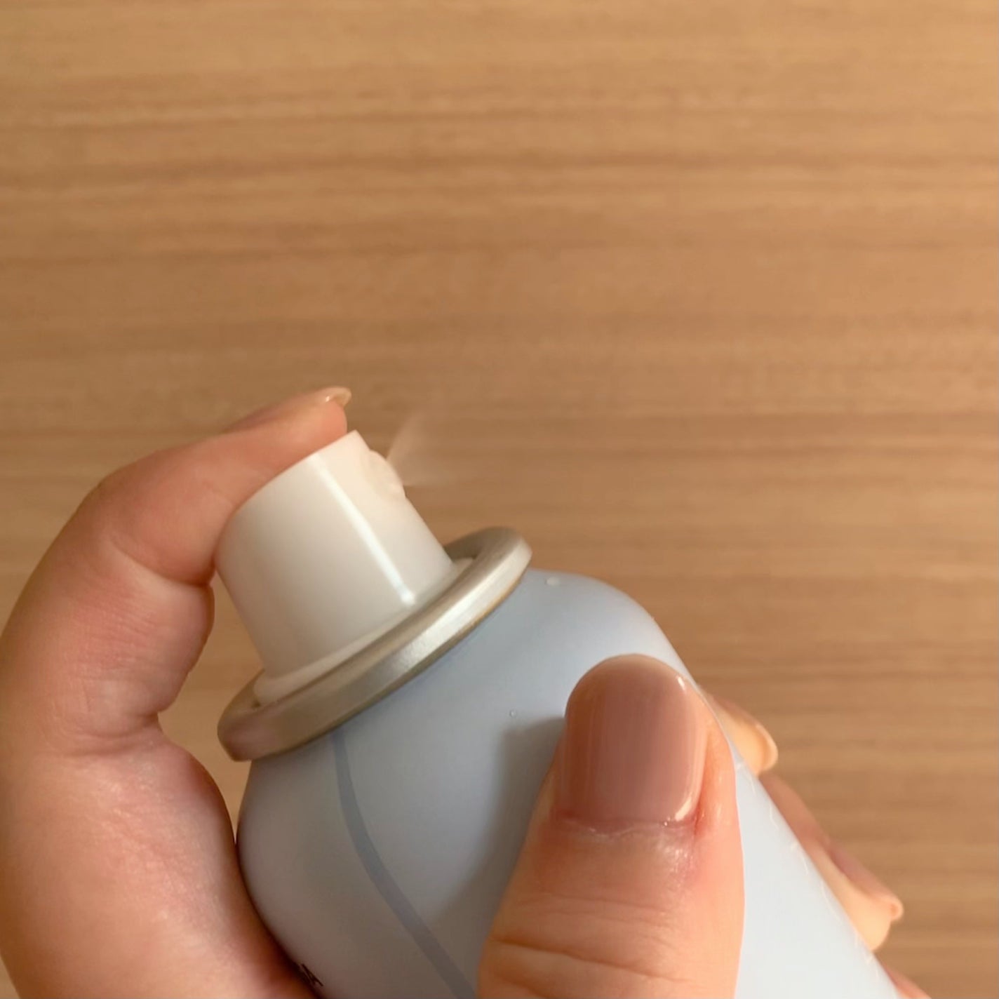 n e n e on LIPS 「\ たったひと吹きでキメのあるみずみずしい肌へ! /𓐄𓐄𓐄𓐄..」(5枚目)