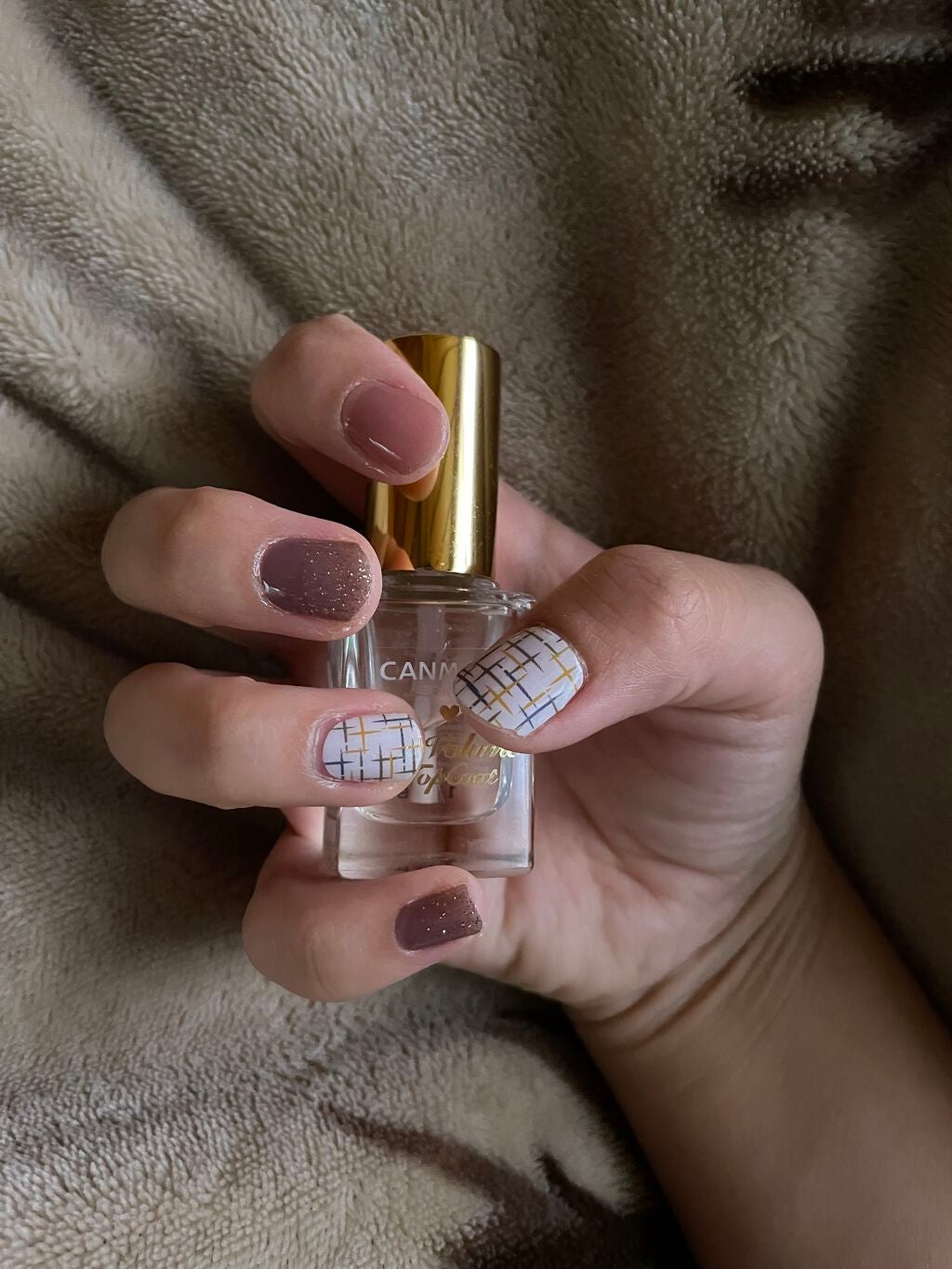 ジェルボリュームトップコート/キャンメイク/ネイルトップコートを使ったクチコミ(4枚目)