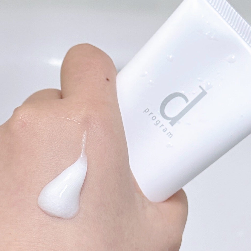 エッセンスイン クレンジングフォーム/d プログラム/洗顔フォームを使ったクチコミ(4枚目)