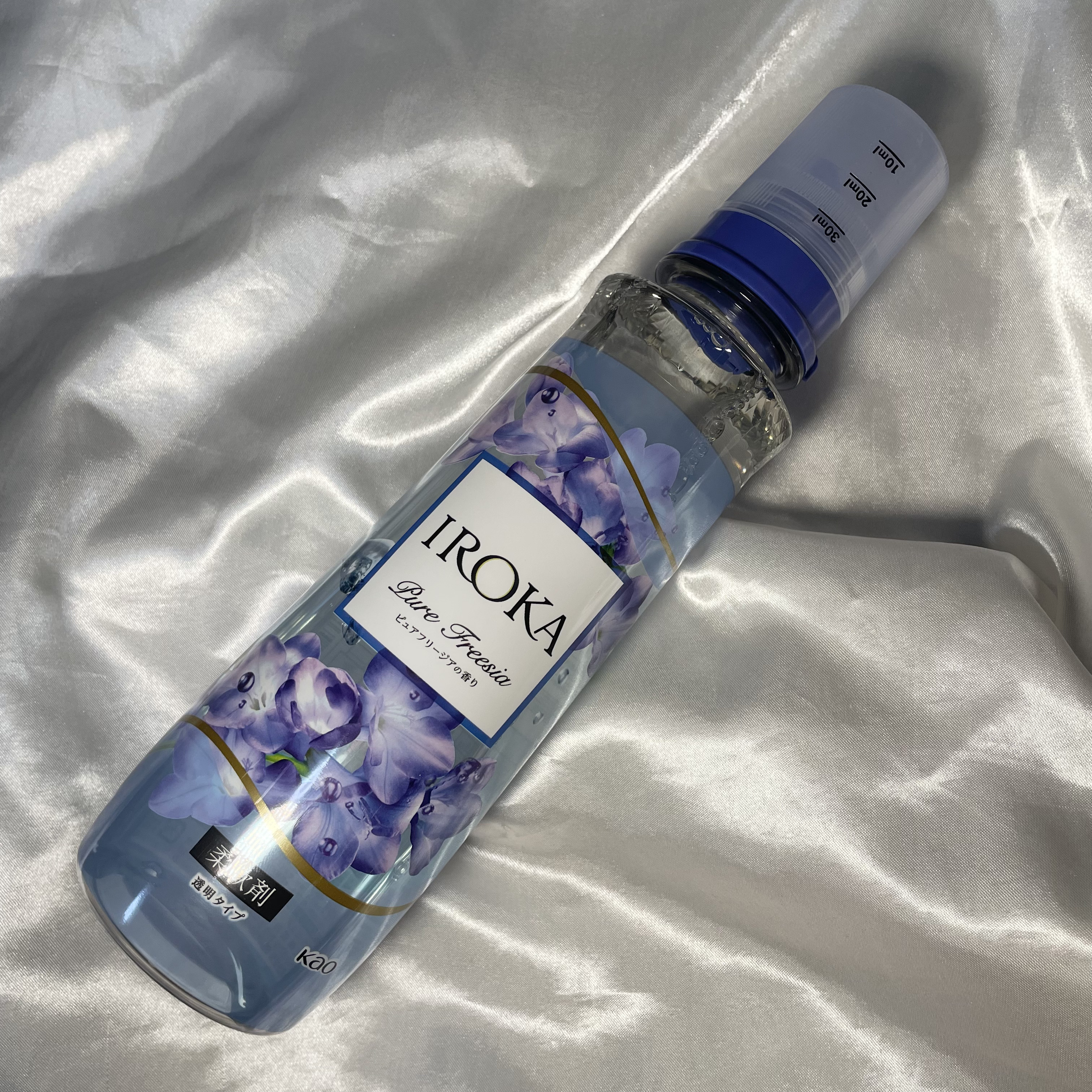 プレミアム柔軟剤 IROKA ピュアフリージアの香り 本体 570ml/IROKA/柔軟剤を使ったクチコミ（1枚目）