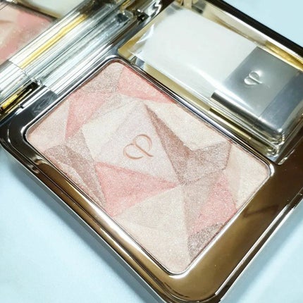 ル・レオスールデクラ 203/クレ・ド・ポー ボーテ/パウダーハイライトの画像