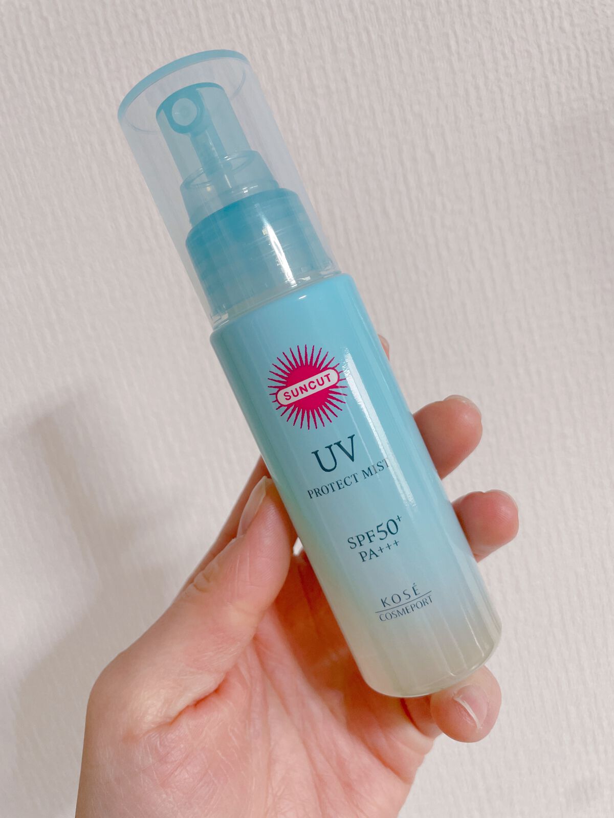 

こんにちは。

今回はLIPSを通してサンカット®さんから
〈サンカット®プロテクトUV ミスト〉をいただいたので
レビューしていきたいと思います。



こちらはミストタイプの日焼け止め（SPF50＋PA ＋＋＋）なのでメイクの上から