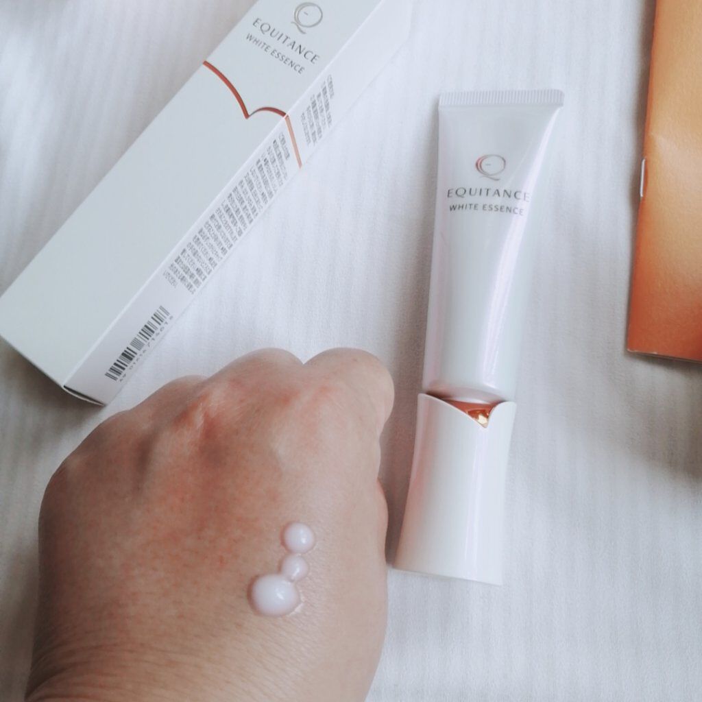 ホワイトエッセンスT/エクイタンス/美容液を使ったクチコミ（2枚目）