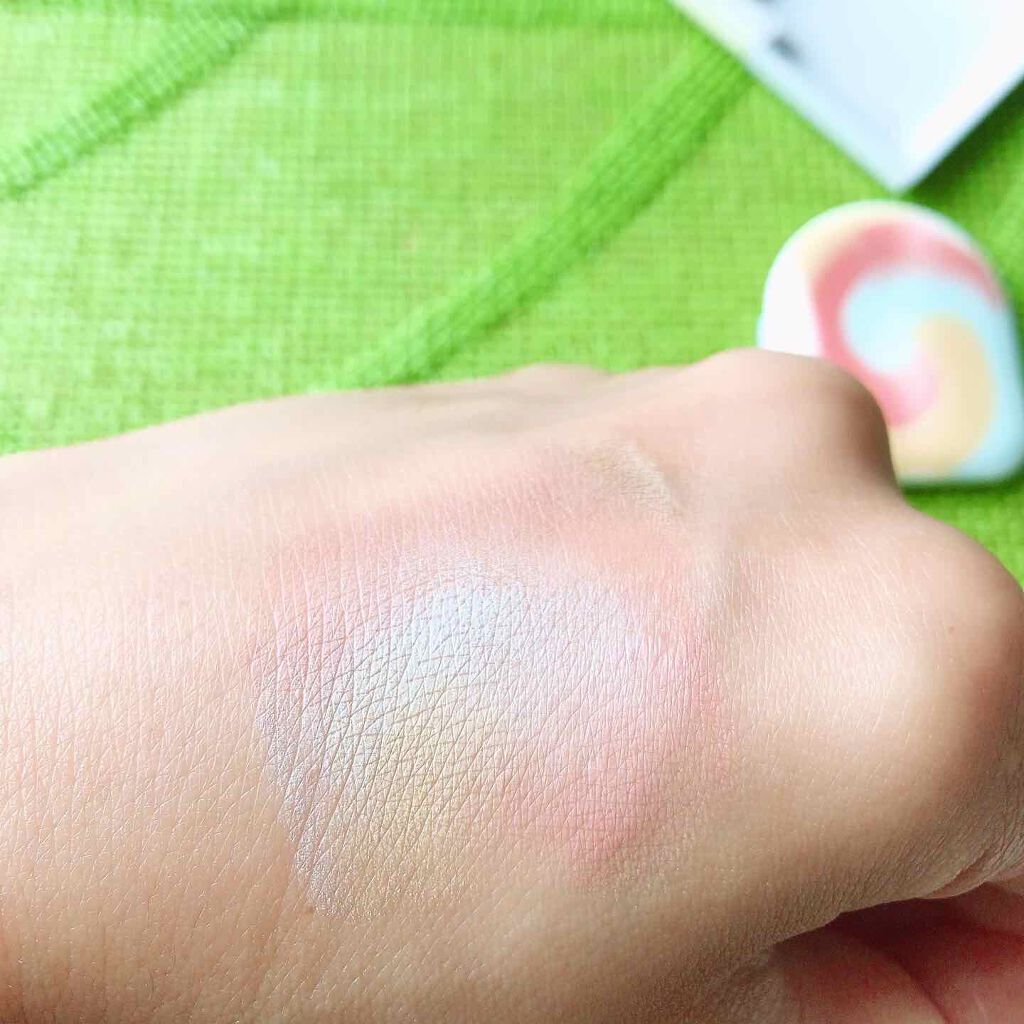 カラーブレンドグローファンデーション/ディエム クルール/クリーム・エマルジョンファンデーションを使ったクチコミ(4枚目)