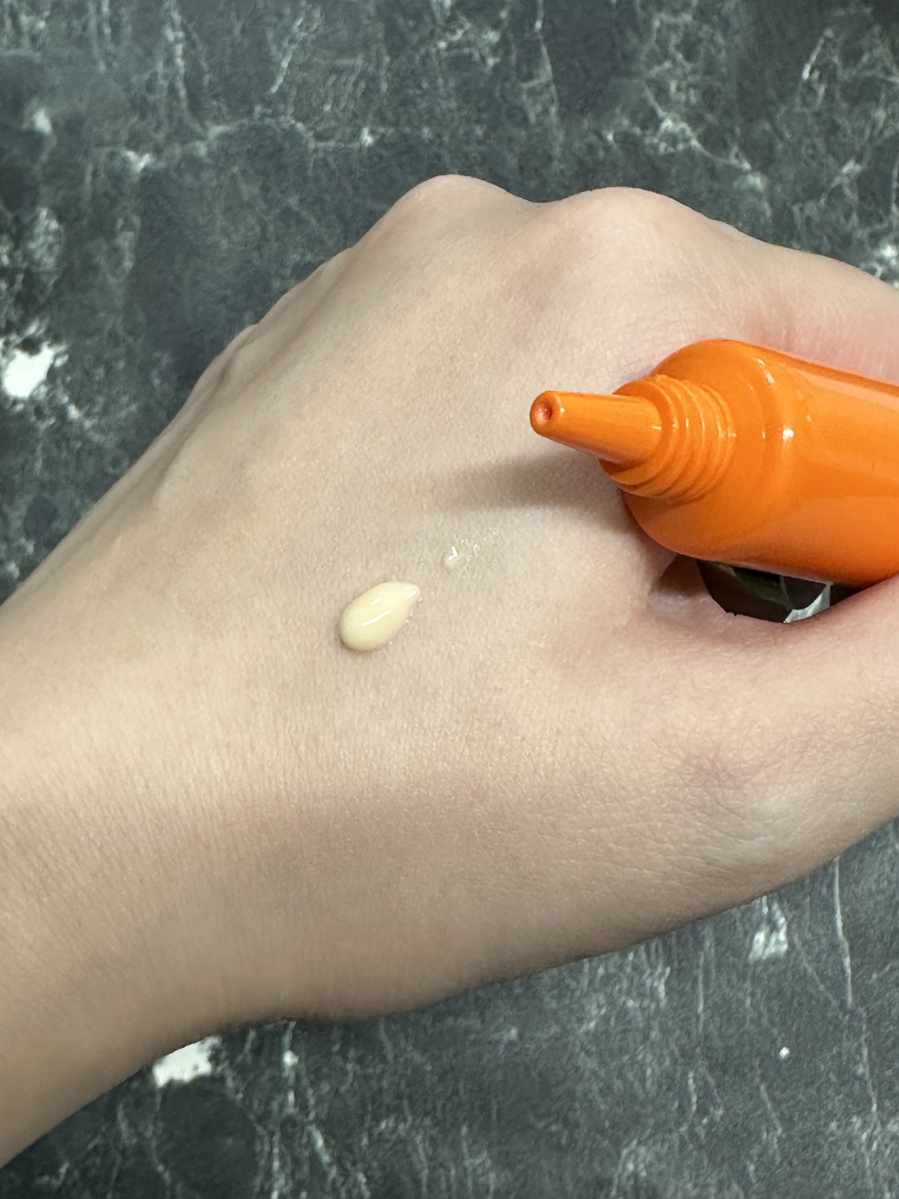 VC100アイセラム/ドクターシーラボⓇ/アイケア・アイクリームを使ったクチコミ（3枚目）