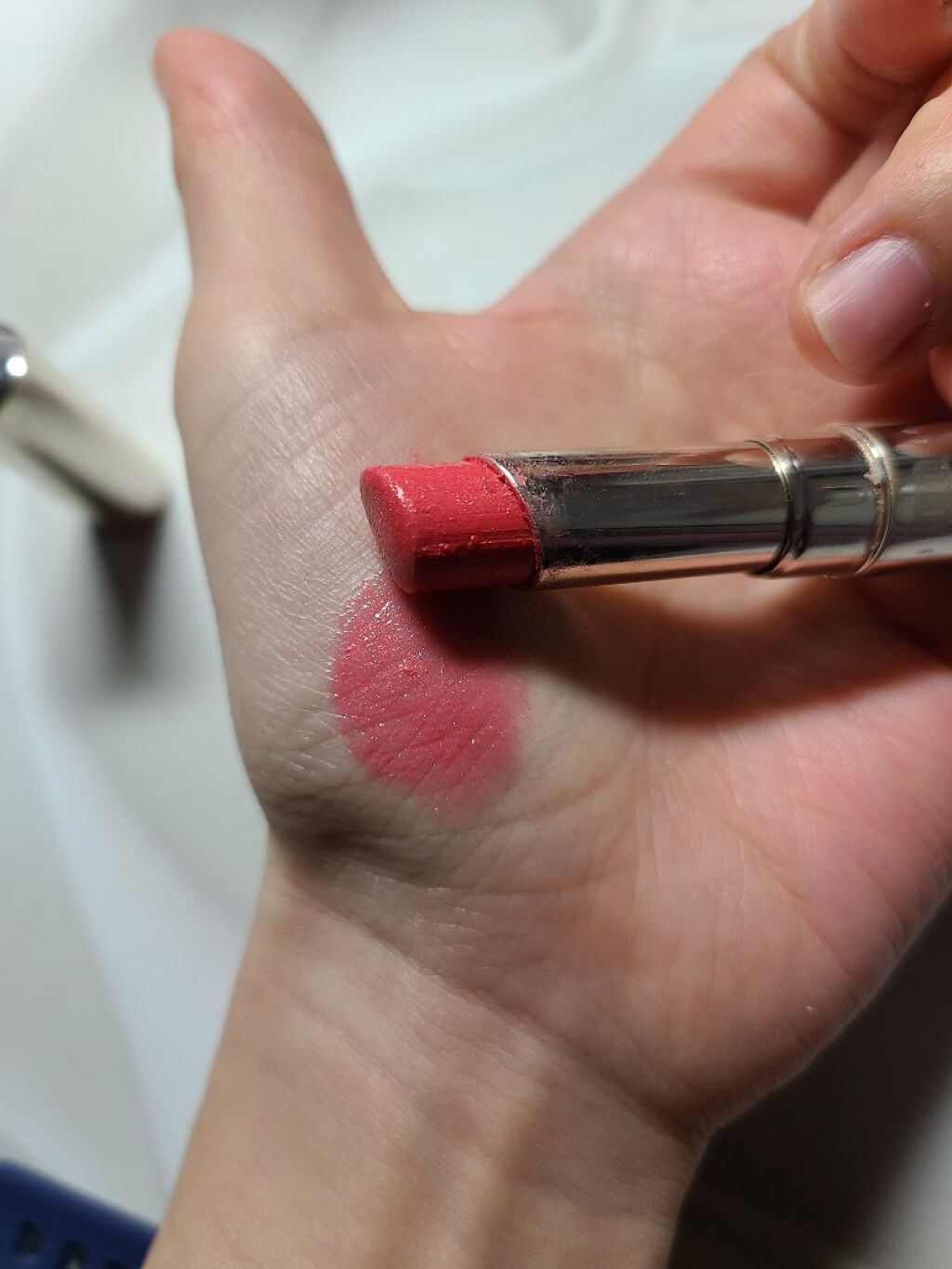 シャイニーエッセンスリップA PK-05/media/口紅を使ったクチコミ（2枚目）