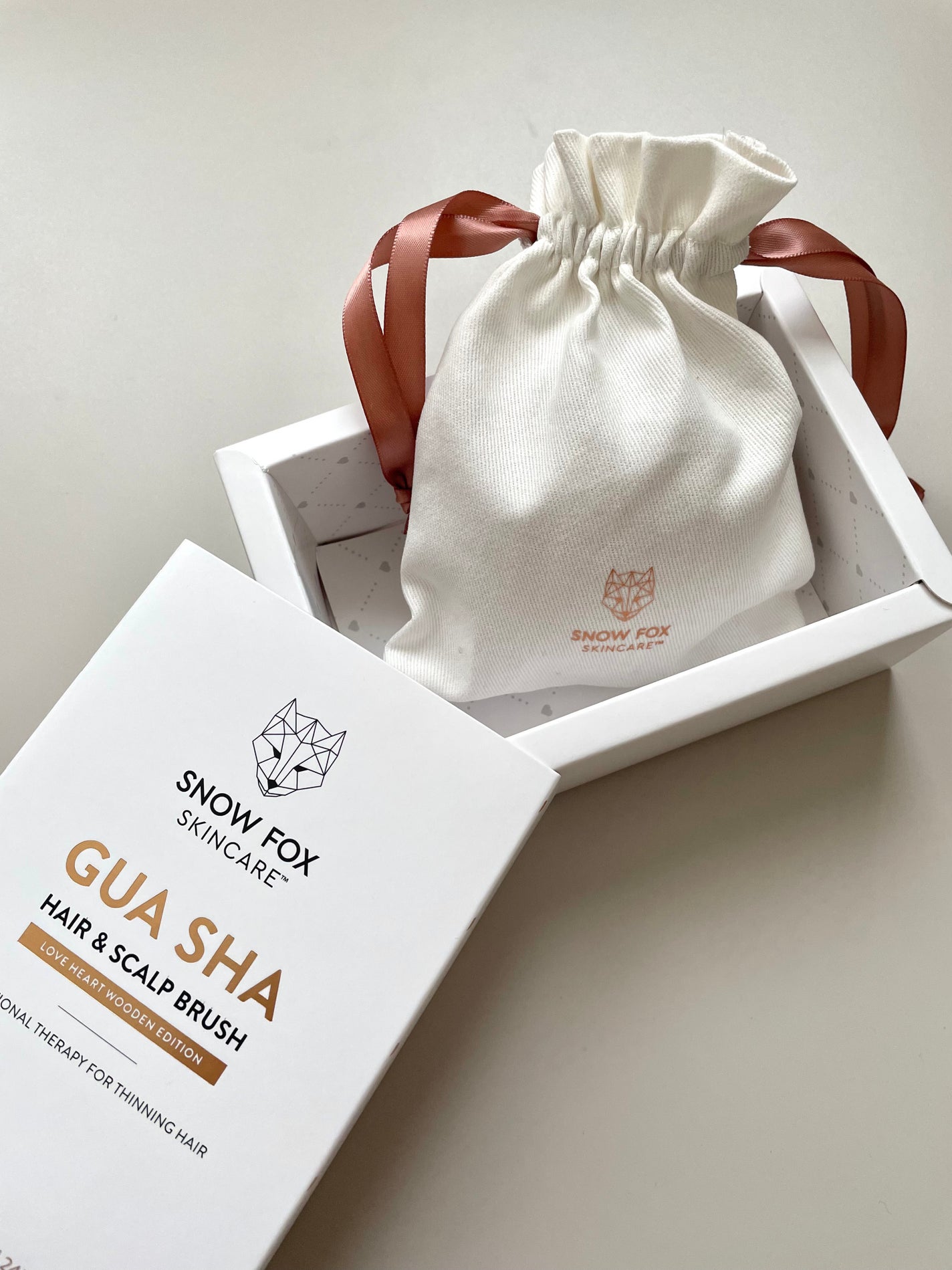 プレミアム FOX カッサ ウッド ミニハート ヘアブラシ/SNOW FOX SKINCARE/ヘアブラシを使ったクチコミ(3枚目)