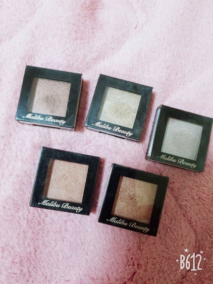 シングルアイシャドウ/マリブビューティー/単色アイシャドウを使ったクチコミ(1枚目)