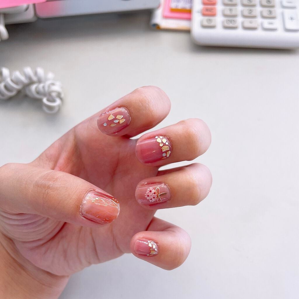 あーのっつぇฅ•ω•ฅ on LIPS 「美少女の爪って、儚いピンクですよね。とにかく可愛いネイルをした..」(6枚目)