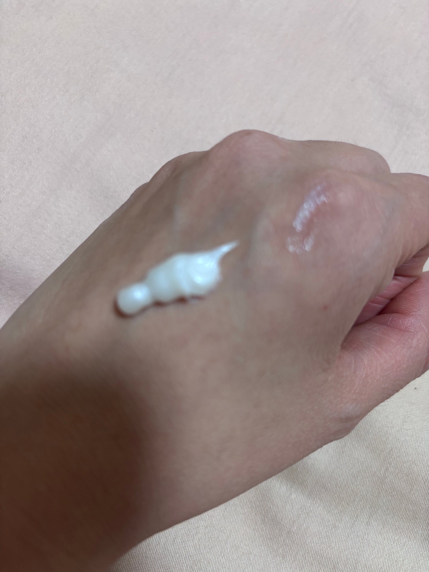 ユースキンハナ ハンドクリーム キンモクセイ/ユースキンhana/ハンドクリームを使ったクチコミ(3枚目)