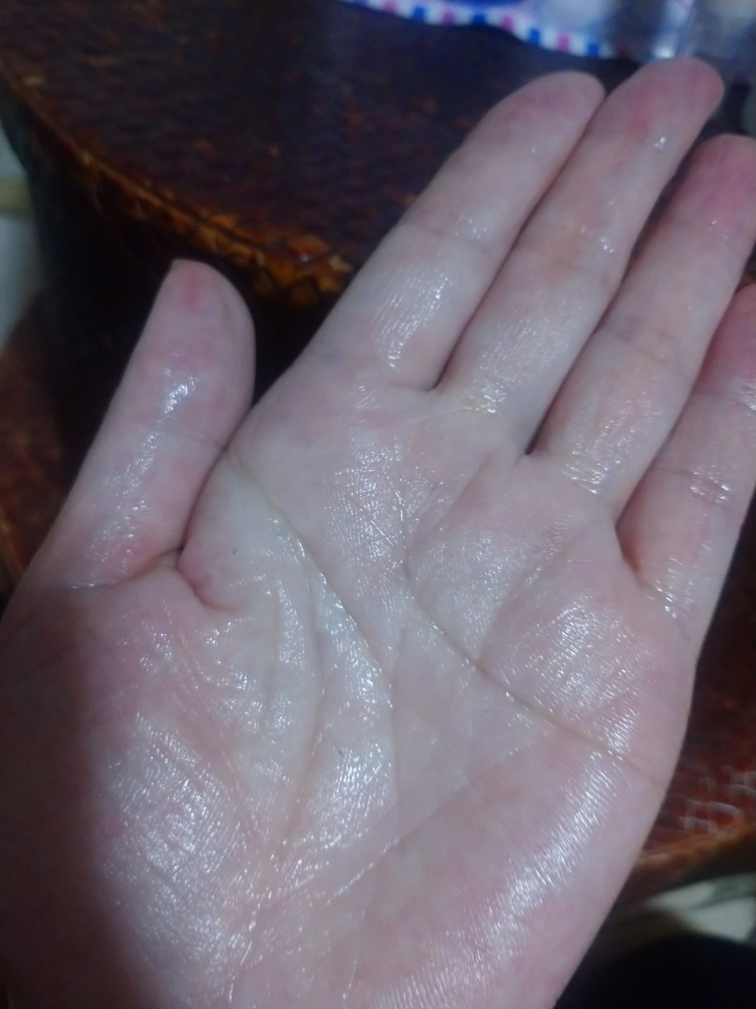 アレンシア ローズヒップトナーのクチコミ「アレンシアローズヒップトナー

ローズヒップの香りでオイルが入っているのかちょうど良い感じに保.....」（3枚目）