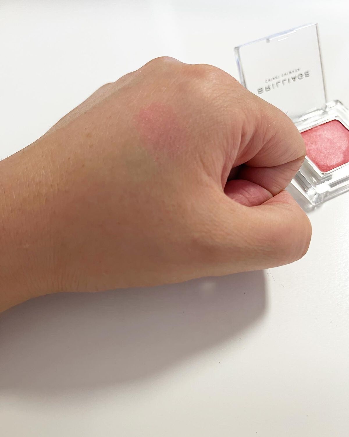 ワンダークリエイション  F02-エマ/ブリリアージュ/単色アイシャドウを使ったクチコミ（3枚目）