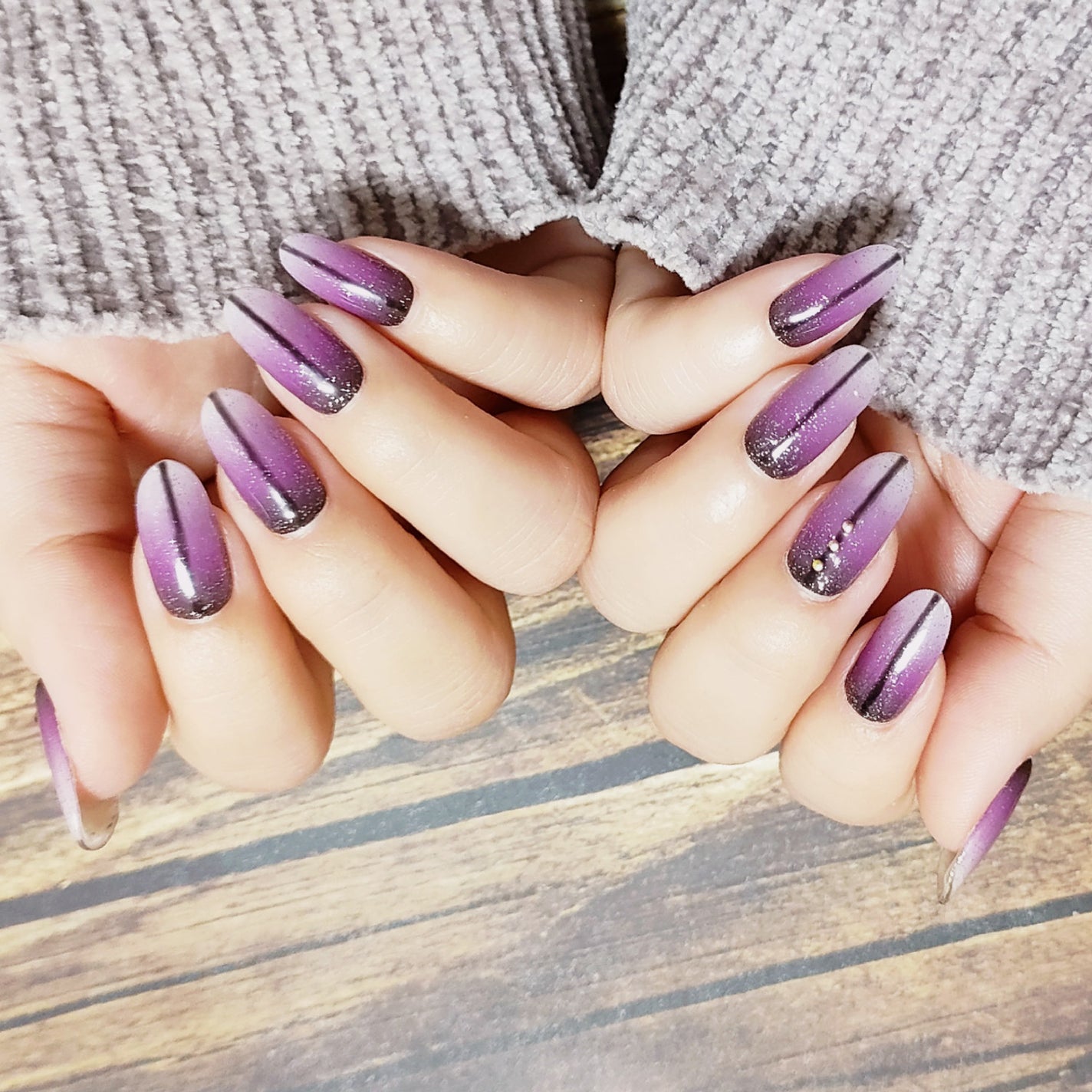 ジェルネイルシール/DANNI&TONI/ネイルシールを使ったクチコミ(1枚目)