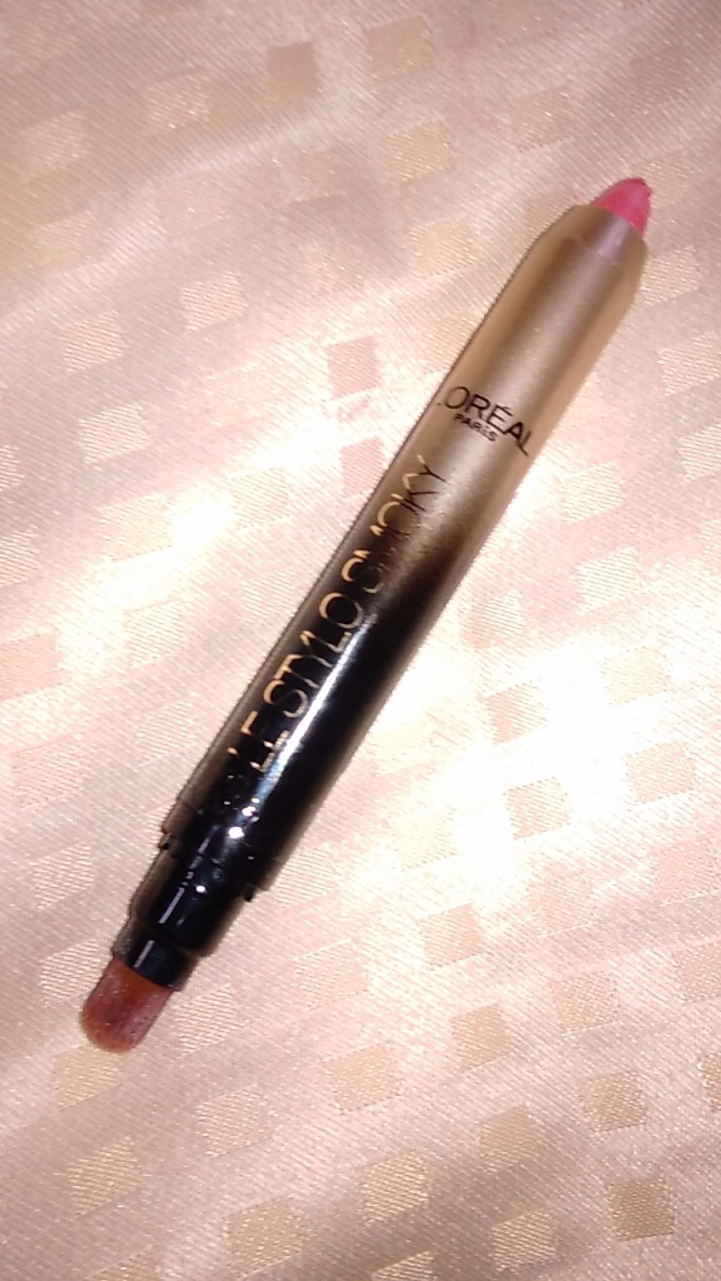 うー on LIPS 「ロレアルパリのアイシャドウ見つかった🎵クレヨンみたいのと筆にな..」(1枚目)