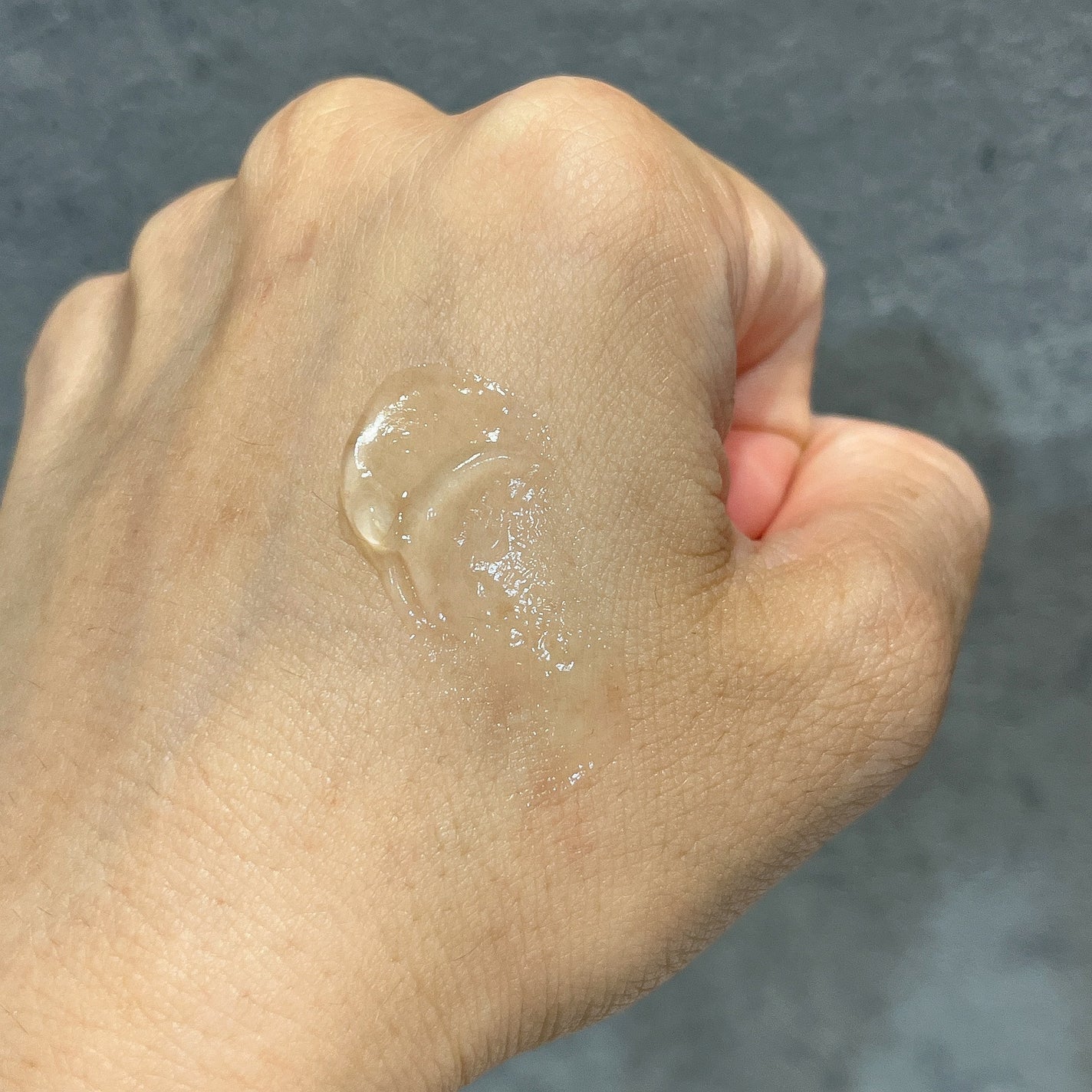 薬用ホワイトニングジェルEX モイスト(しっとり)/シミウス/オールインワン化粧品を使ったクチコミ(3枚目)