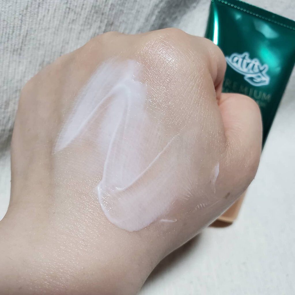 プレミアムハンドクリーム/アトリックス/ハンドクリームを使ったクチコミ（3枚目）