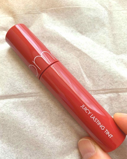 ジューシーラスティングティント/rom&nd/リップティントを使ったクチコミ(1枚目)