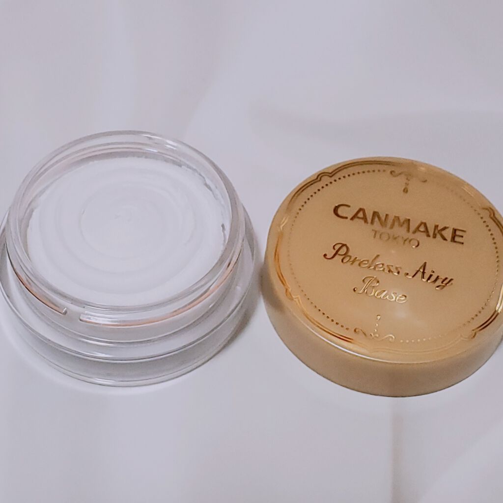 キャンメイク ポアレスエアリーベースのクチコミ「キャンメイクのポアレスエアリーベース✨

キャンメイクから新しく化粧下地が発売されました🌸

.....」（2枚目）