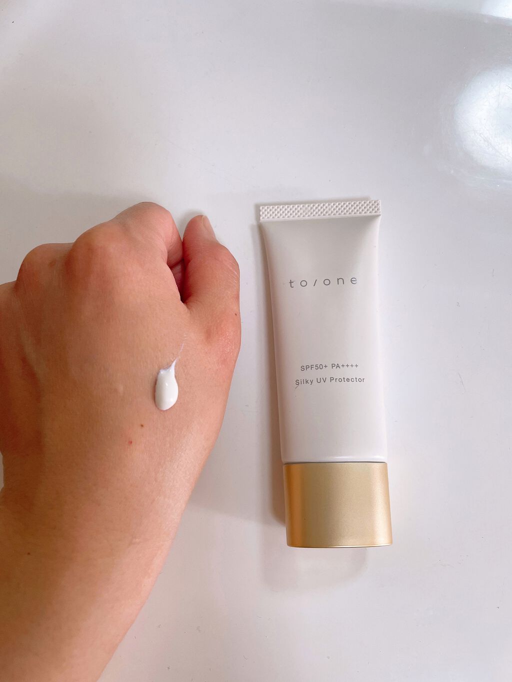 トーン シルキー UV プロテクター/to/one/日焼け止めクリームを使ったクチコミ（2枚目）