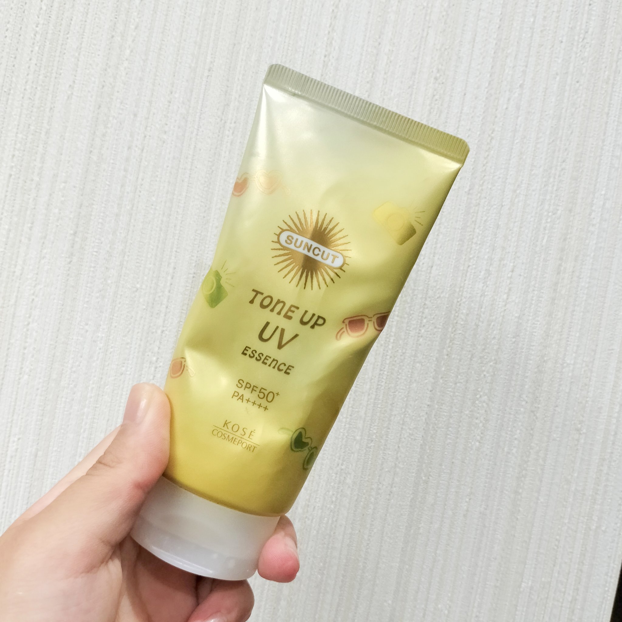 サンカットR トーンアップUV エッセンス/サンカット®/日焼け止めローションを使ったクチコミ（2枚目）