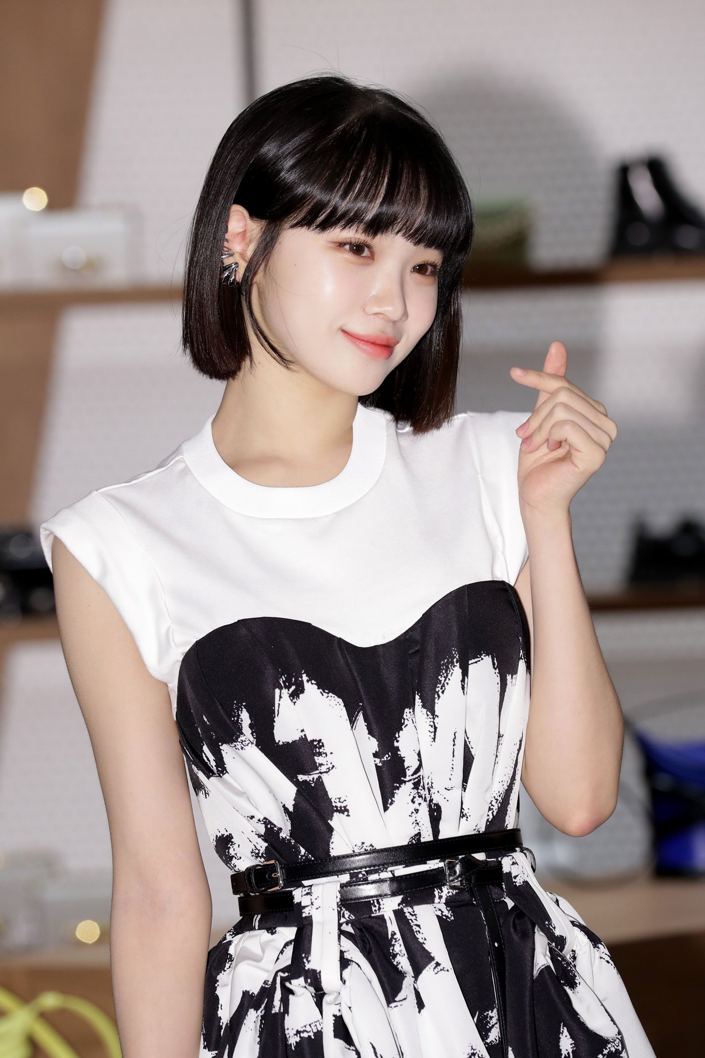 なの on LIPS 「個人的に好きなチェウォンちゃんの写真#ルセラフィム#キムチェウ..」(5枚目)