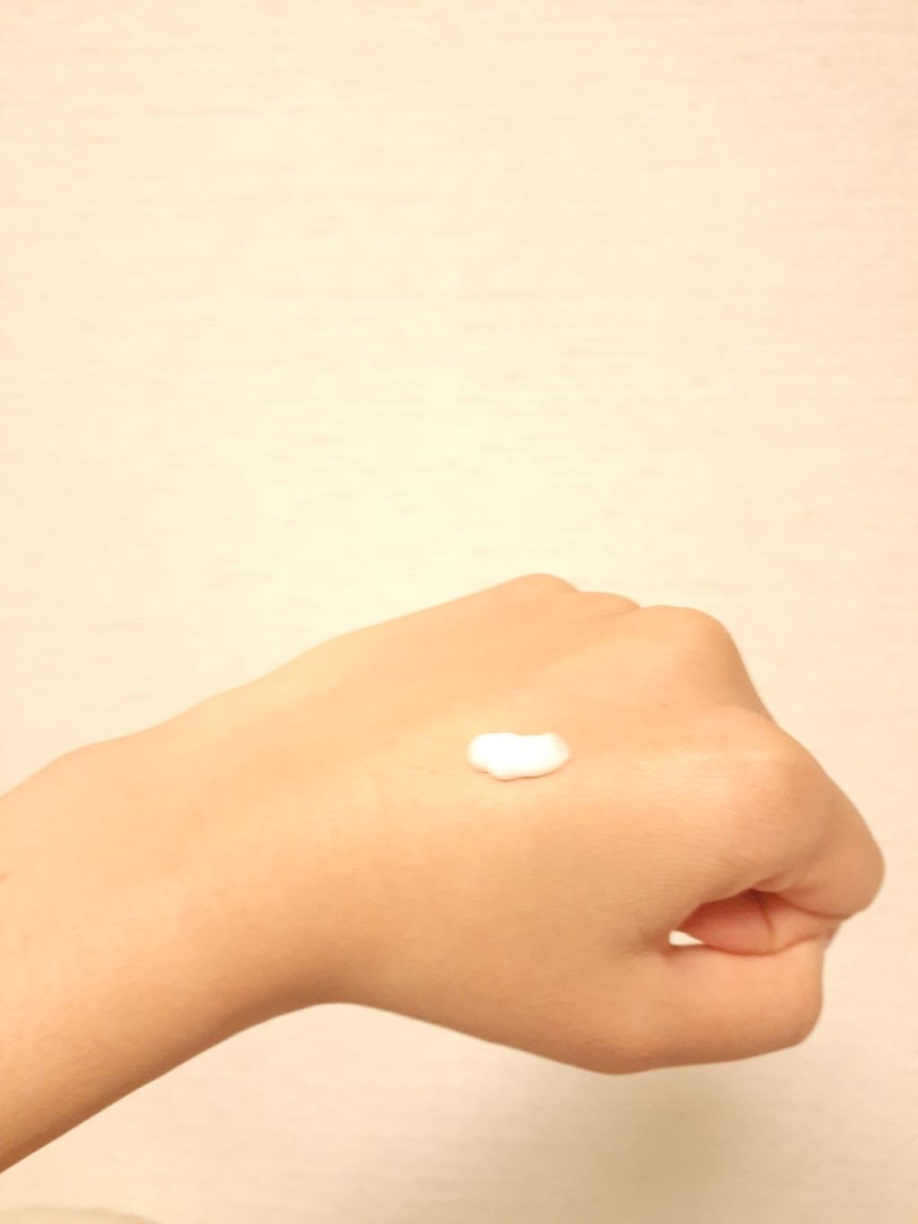 薬用ホワイトニング ハンドクリーム モイストジェル/コエンリッチQ10/ハンドクリームを使ったクチコミ（2枚目）