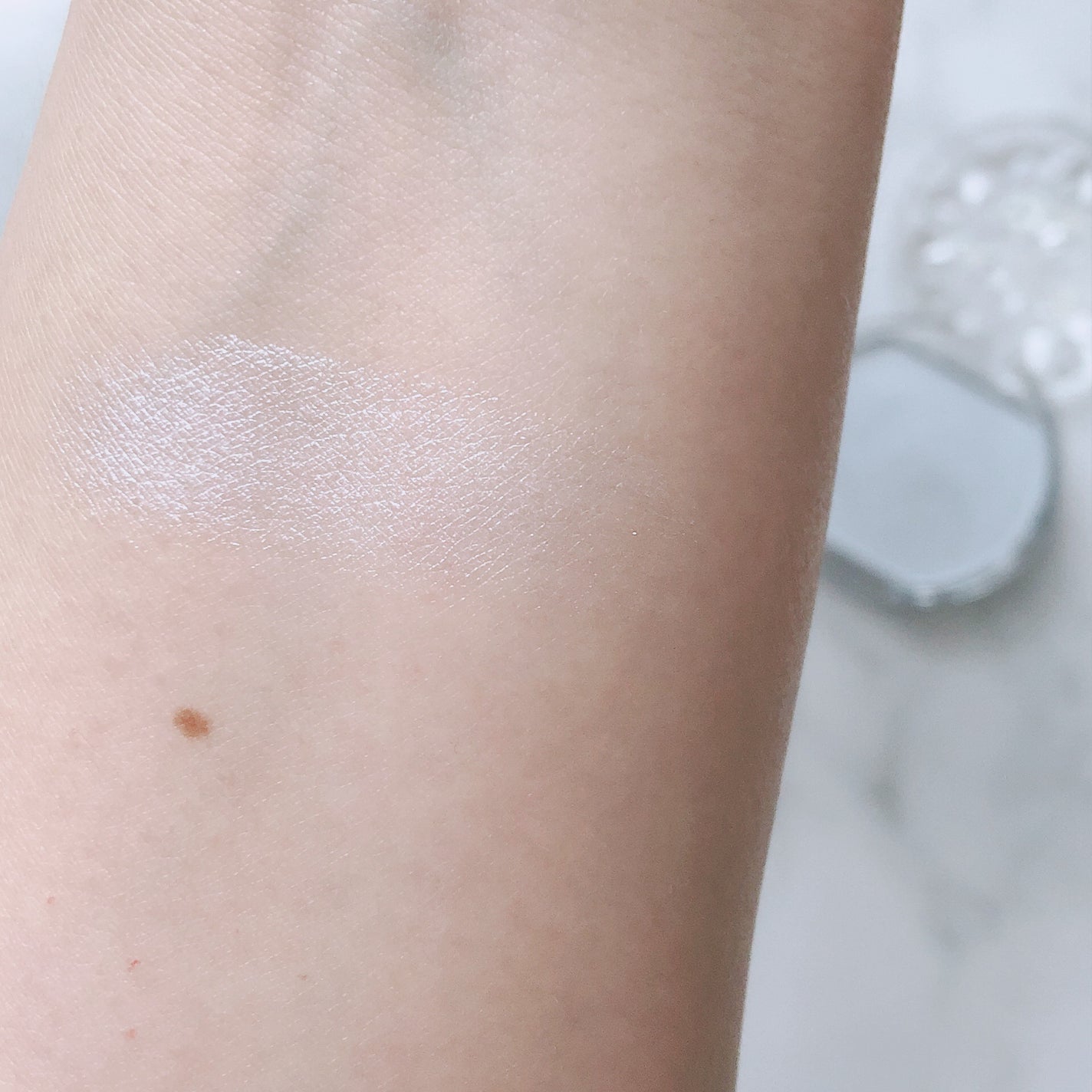 むにゅっとハイライター/キャンメイク/クリームハイライトを使ったクチコミ(4枚目)