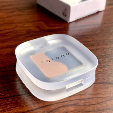 ペタル フロート アイシャドウ/to/one/アイシャドウパレットを使ったクチコミ(2枚目)