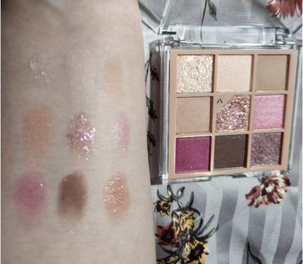 グリッターペディアアイパレット/unleashia/アイシャドウパレットを使ったクチコミ(4枚目)