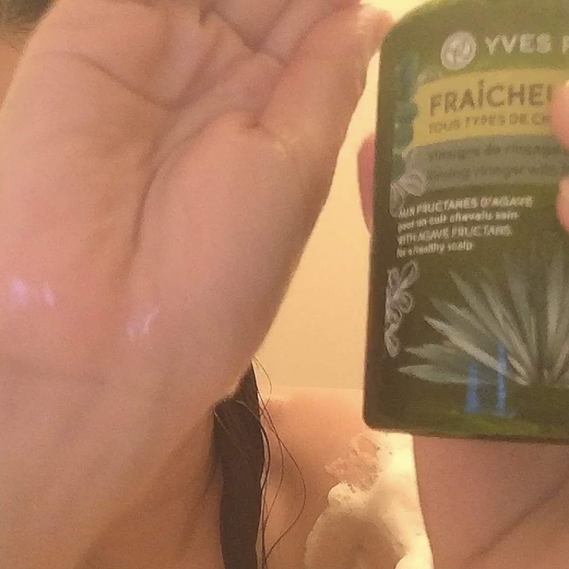 リンシングビネガー ピュアリフレッシュ うるツヤモリンガ /イヴ・ロシェ/洗い流すヘアトリートメントを使ったクチコミ（2枚目）