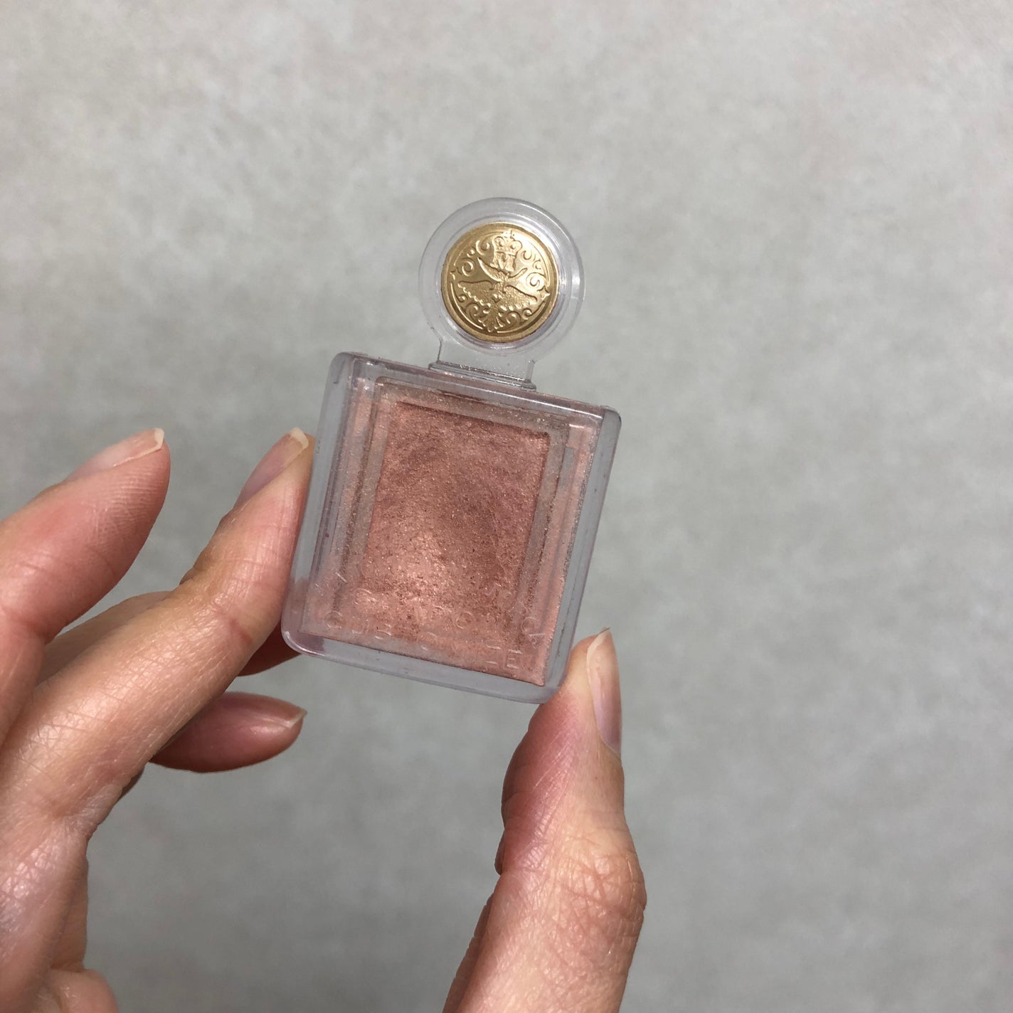 シャドーカスタマイズ/MAJOLICA MAJORCA/単色アイシャドウを使ったクチコミ(1枚目)