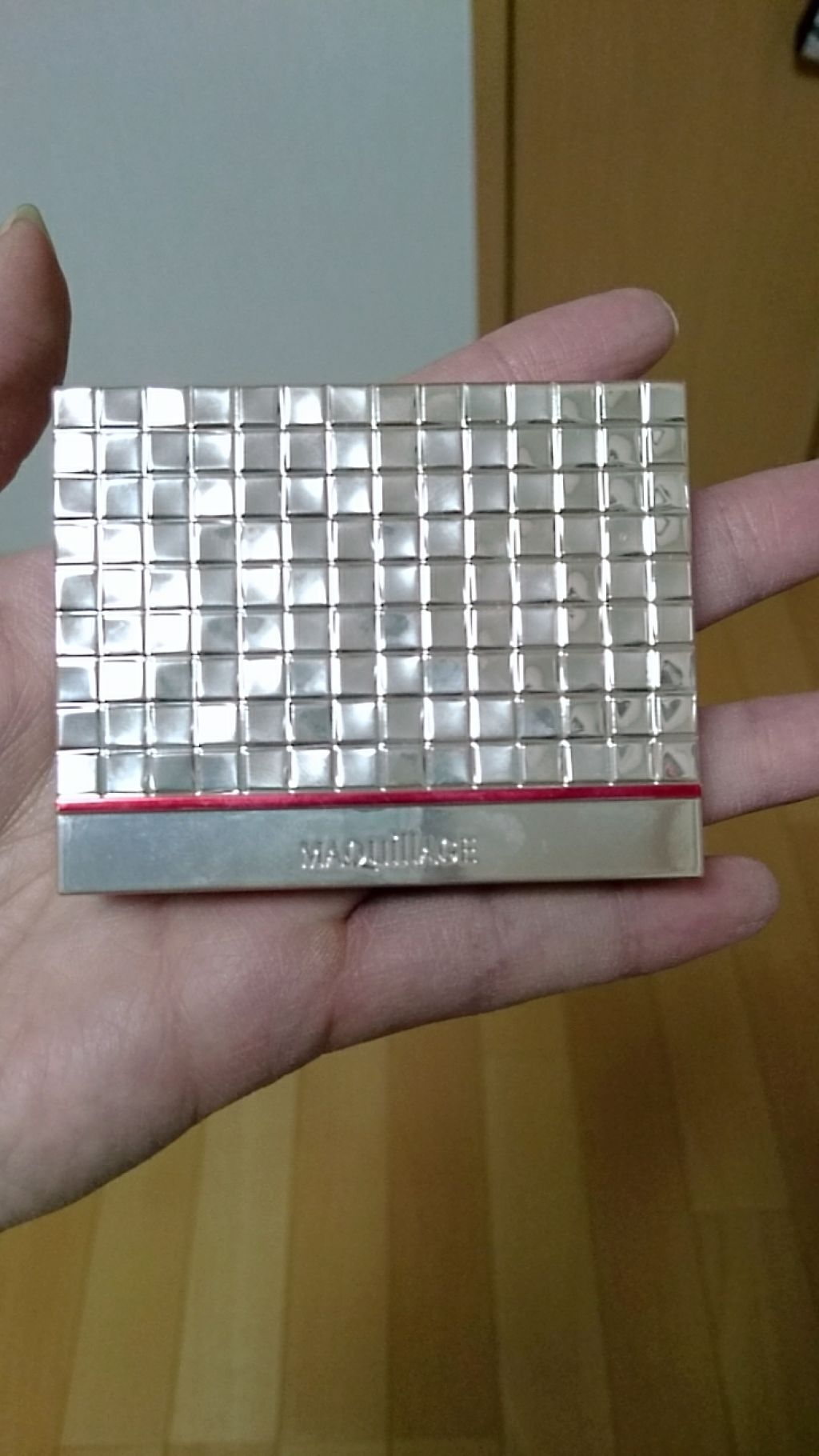 アイカラー N(パウダー)/マキアージュ/単色アイシャドウを使ったクチコミ(1枚目)