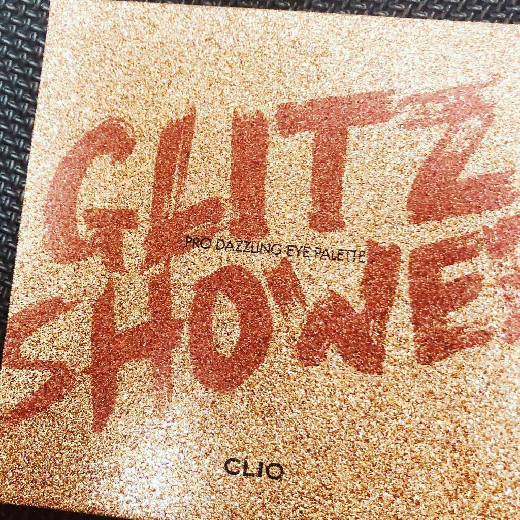 プロ ダズリング アイパレット グリッツ シャワー/CLIO/アイシャドウパレットを使ったクチコミ(1枚目)