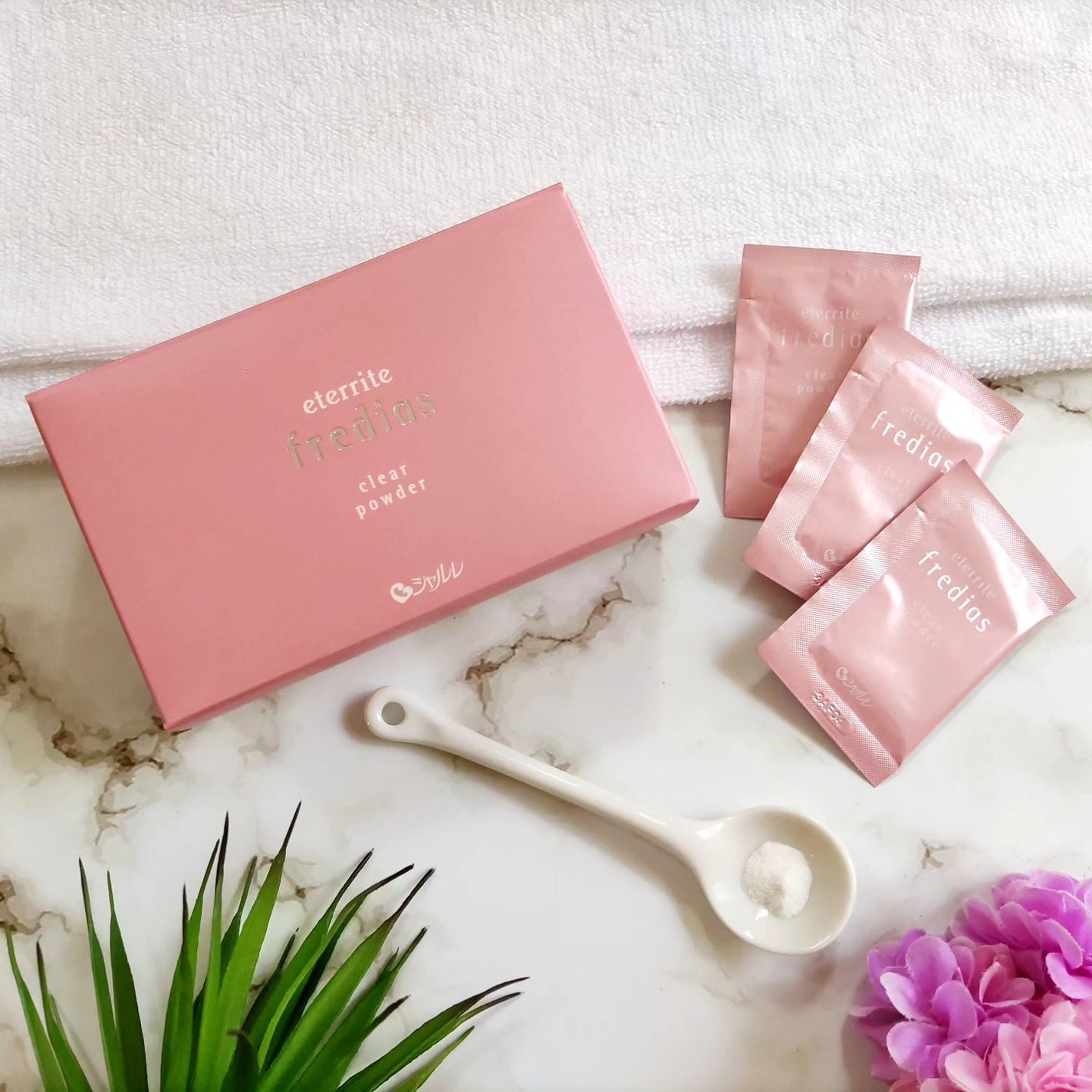 エタリテ フレディアス クリアパウダー/シャルレ/洗顔パウダーを使ったクチコミ(3枚目)