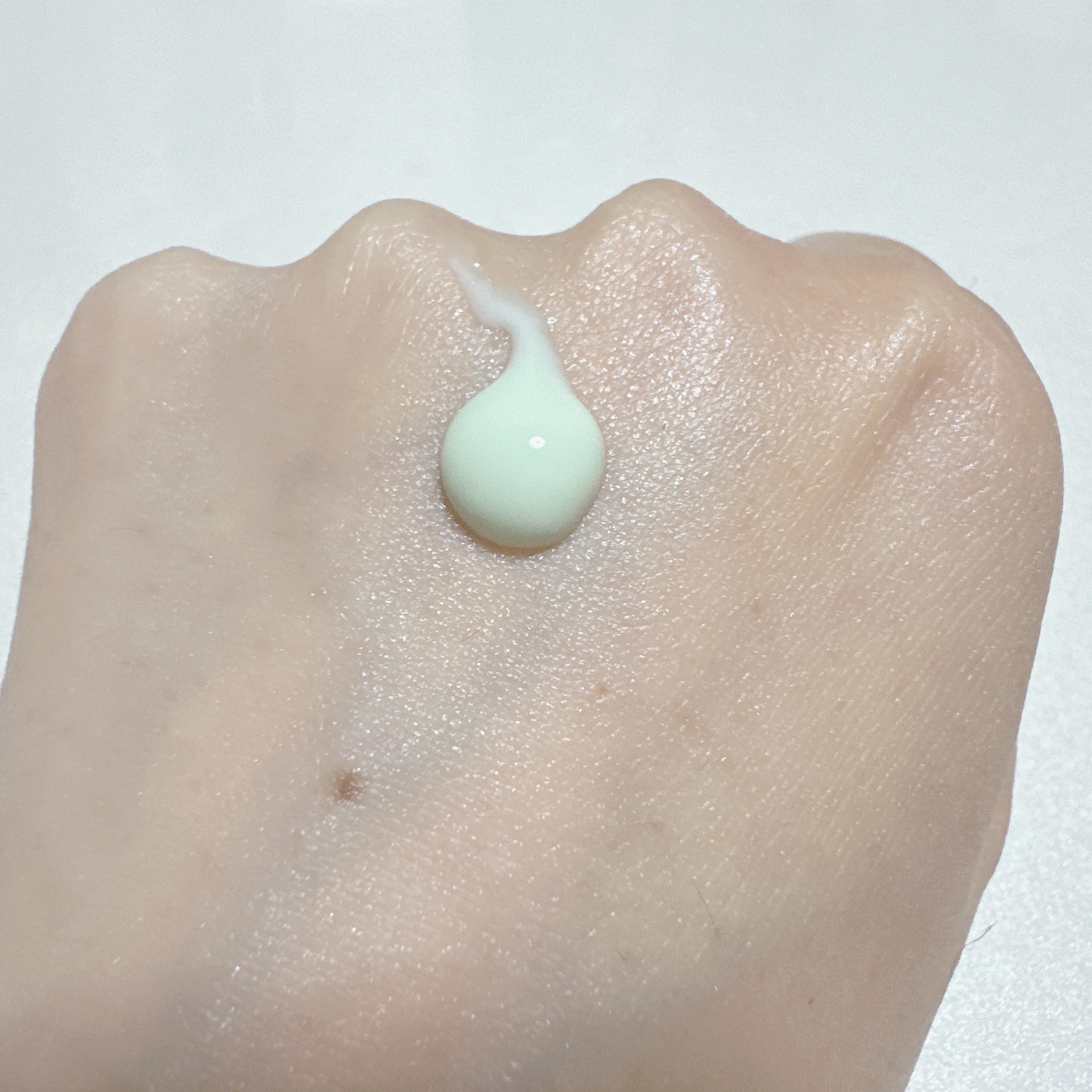 ウォータースプラッシュ サンクリーム フレッシュ CICA/espoir/化粧下地を使ったクチコミ（3枚目）