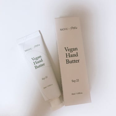 NACIFIC Vegan Hand Butter
30ml

stray kidsとのコラボでこちらはスンミンのものになります。
あまりグッズは買わないのですが、ハンドバターは使えると思って購入してみ