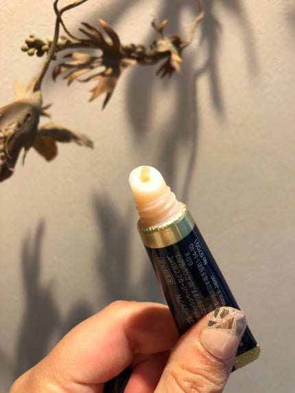 ニベア ロイヤルブルーリップ 濃密美容ケア/ニベア/リップ美容液を使ったクチコミ(2枚目)