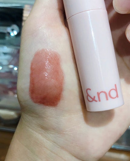 アンドバイロムアンド グラッシーボムティント/&nd by rom&nd/リップティントを使ったクチコミ(4枚目)