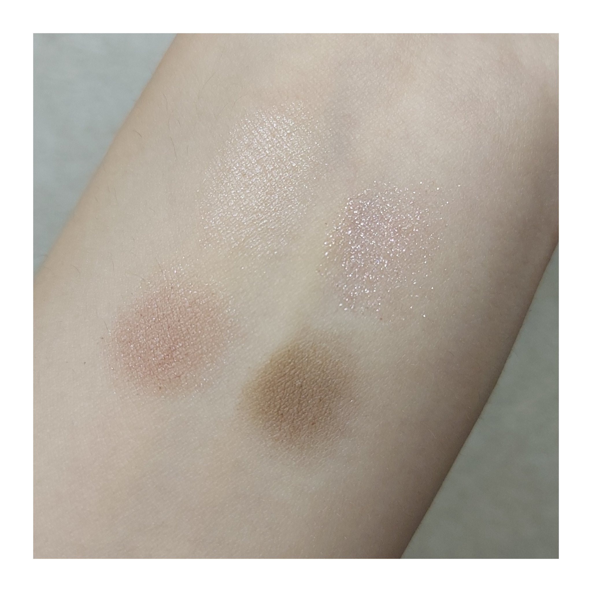 Ririmew インザミラーアイパレットのクチコミ「【透け甘ピンクアイシャドウ︎💗】
指原莉乃ちゃんプロデュースコスメ  リリミュウのアイシャドウ.....」（3枚目）