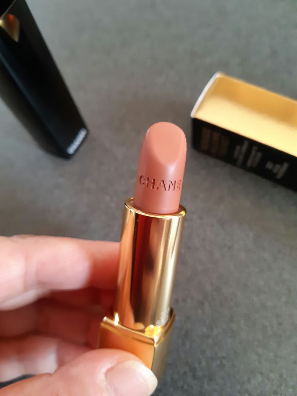 ルージュ アリュール ヴェルヴェット/CHANEL/口紅を使ったクチコミ(3枚目)