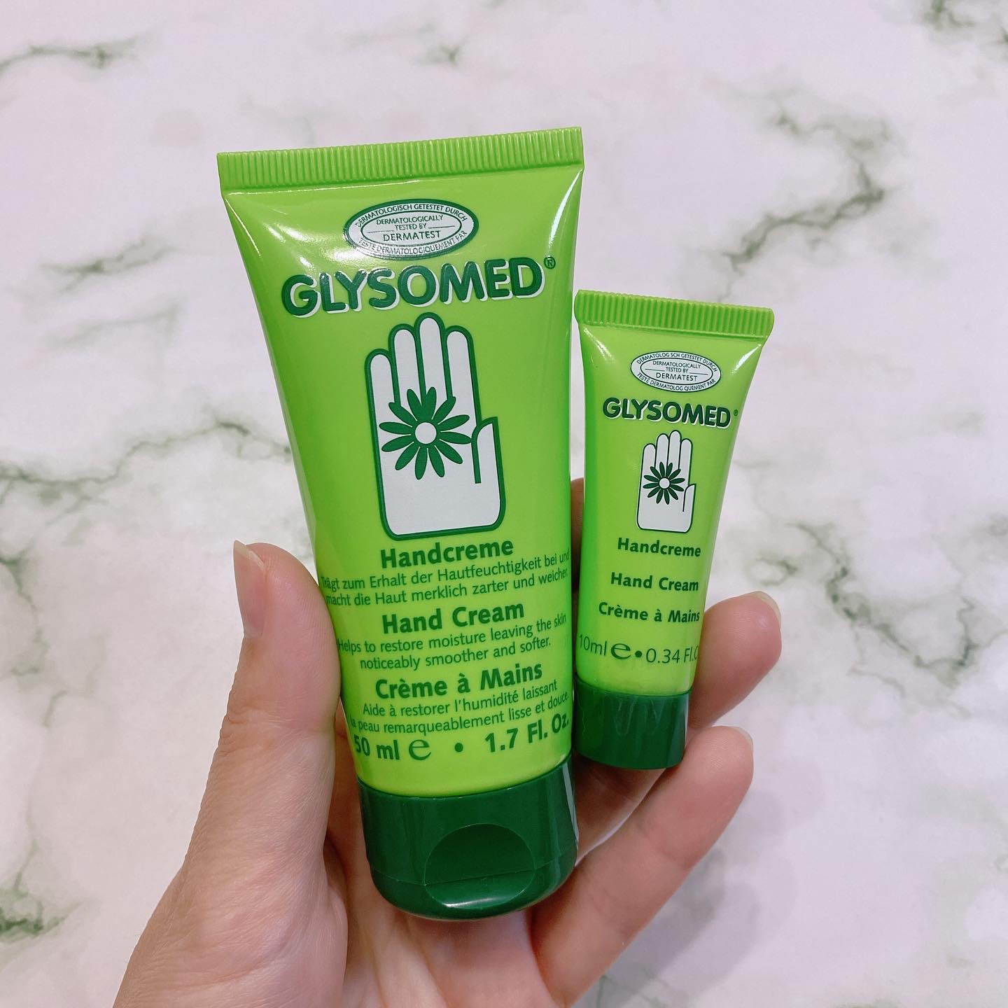 グリソメド ハンドクリーム A (カモミール)/グリソメド/ハンドクリームを使ったクチコミ（2枚目）