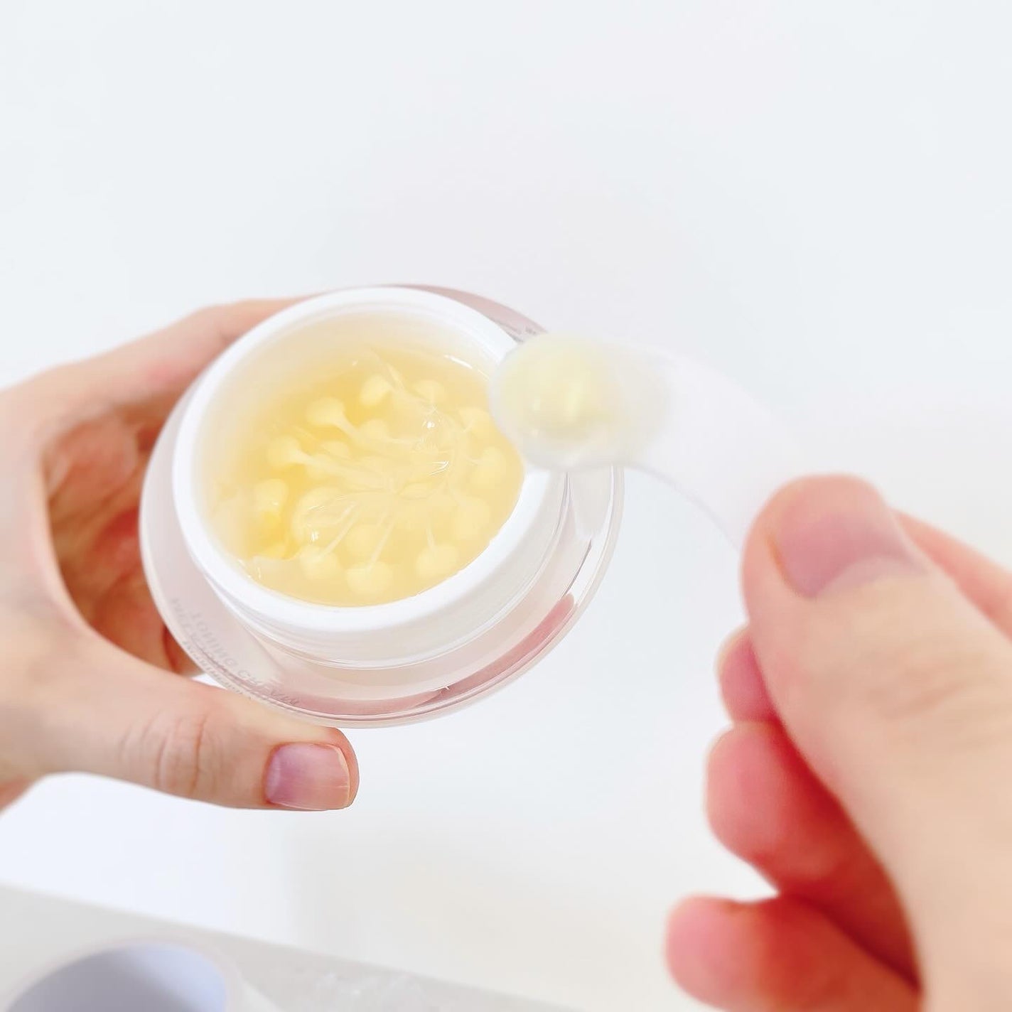 メラジュランホワイトトーニングクリーム&EMS美顔器/MEDITHERAPY/その他スキンケアを使ったクチコミ(5枚目)