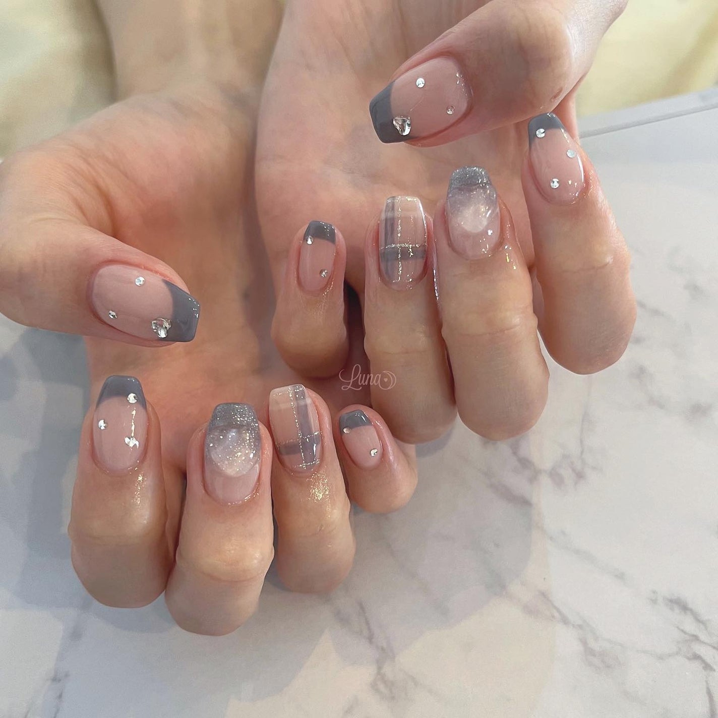 Iuna. Mizuki on LIPS 「.スペシャルプラン🩶#nail#nailstagram#gel..」(1枚目)