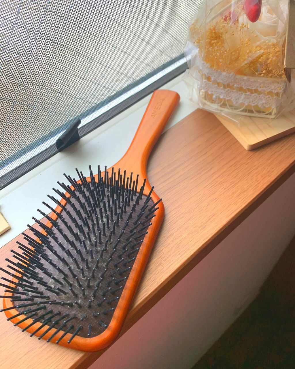 パドル ブラシ Avedaの使い方を徹底解説 こんにちは コロン ですアヴェタ パドルブ By コロン 敏感肌 40代前半 Lips