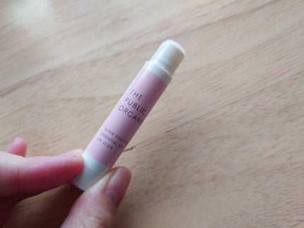 オーガニック認証 精油リップスティック スーパーポジティブ ライズ/THE PUBLIC ORGANIC/リップクリームを使ったクチコミ(2枚目)