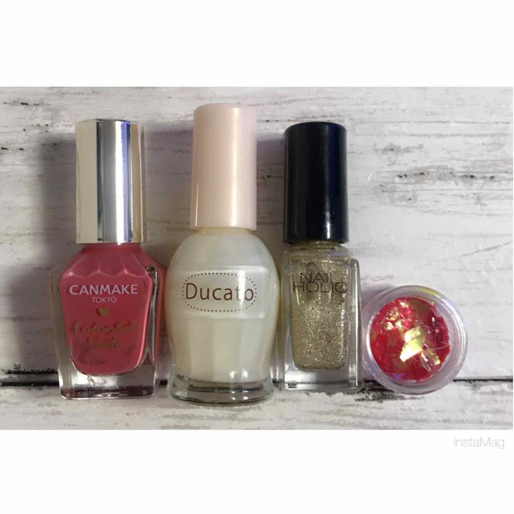 カラフルネイルズ/キャンメイク/マニキュアを使ったクチコミ(2枚目)