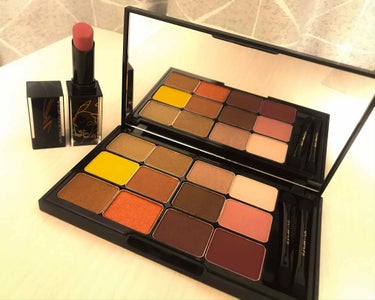 ルージュ アンリミテッド ラッカーシャイン＜2019年クリスマスコフレ限定＞/shu uemura/口紅を使ったクチコミ（2枚目）