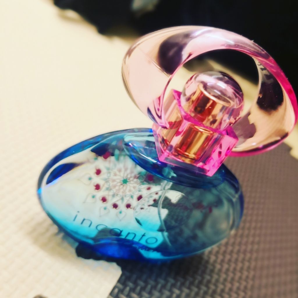 インカント チャーム オーデトワレ スプレー 100ml/サルヴァトーレ フェラガモ/香水(レディース)を使ったクチコミ（1枚目）