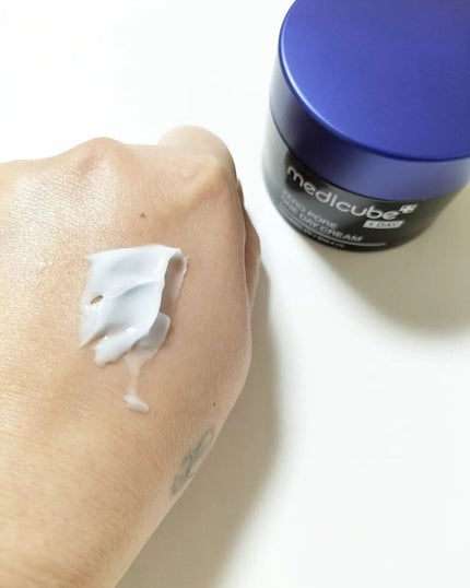 ゼロ毛穴1DAYクリーム/MEDICUBE/フェイスクリームを使ったクチコミ(4枚目)